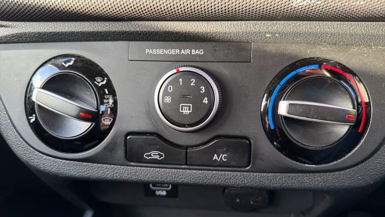 Hyundai i10 1.0 MPi SE Connect 5dr Petrol Hatchback